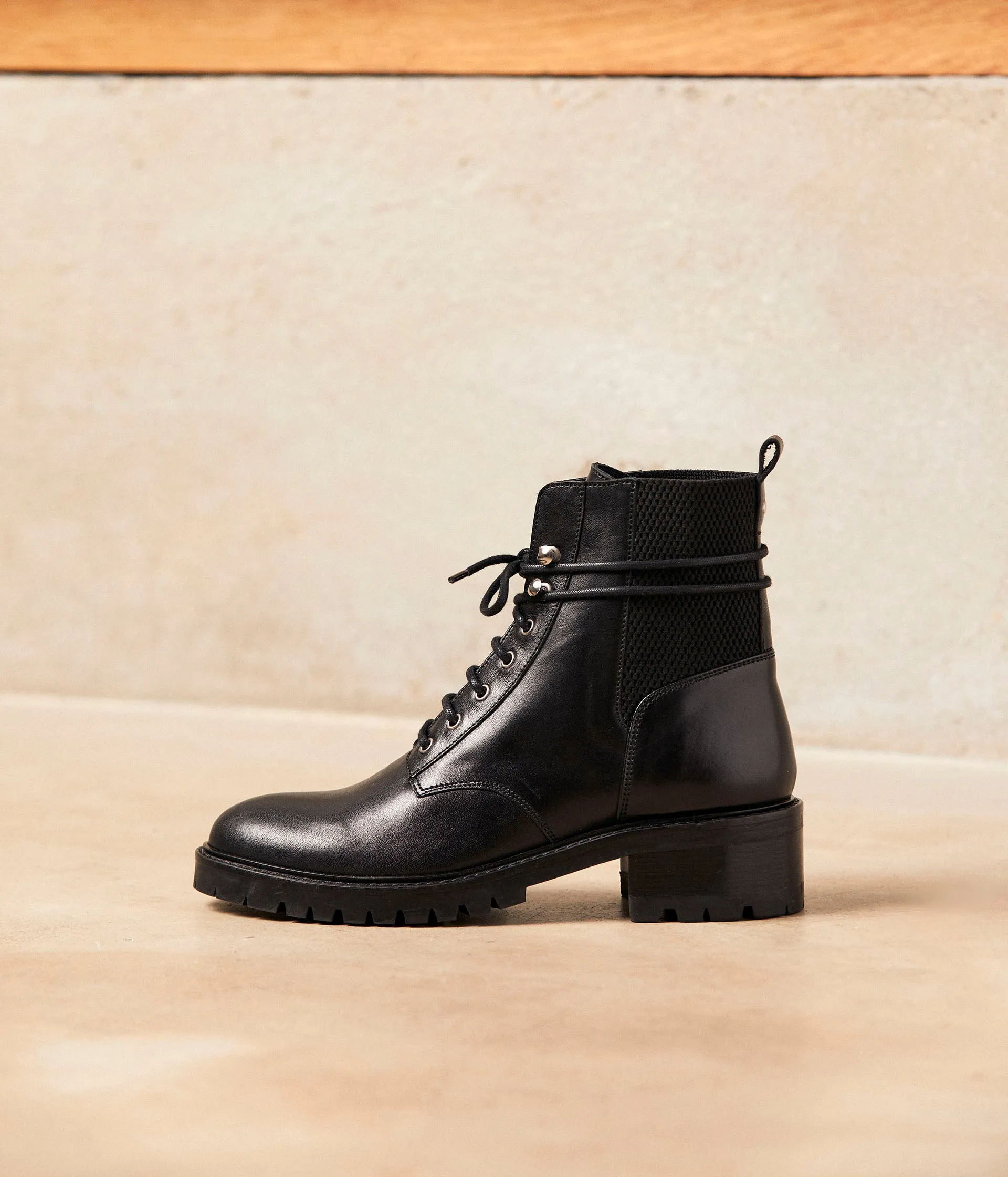 Boots lacets noires Azélie