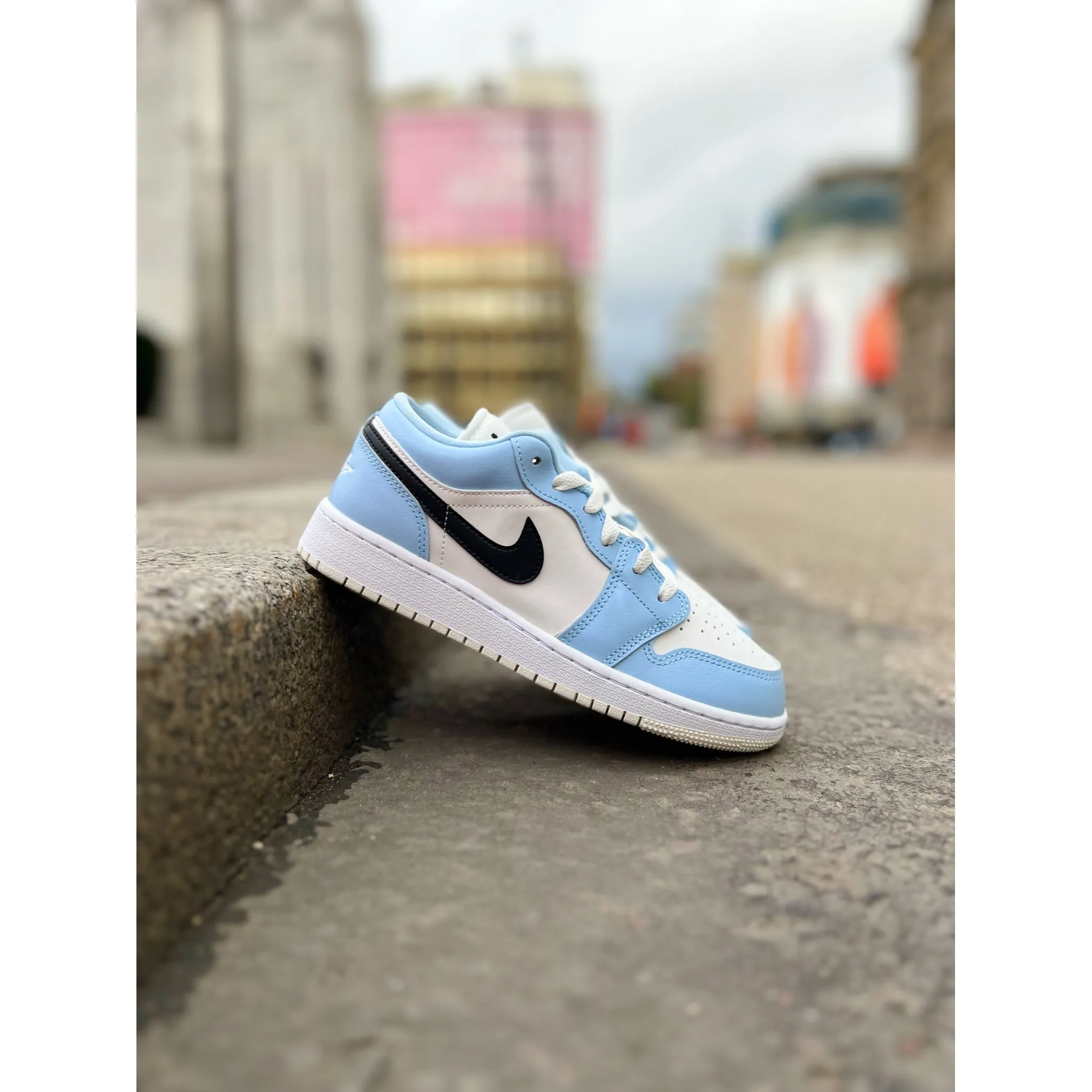 Jordan 1 Low Ice Blue Black (GS)
