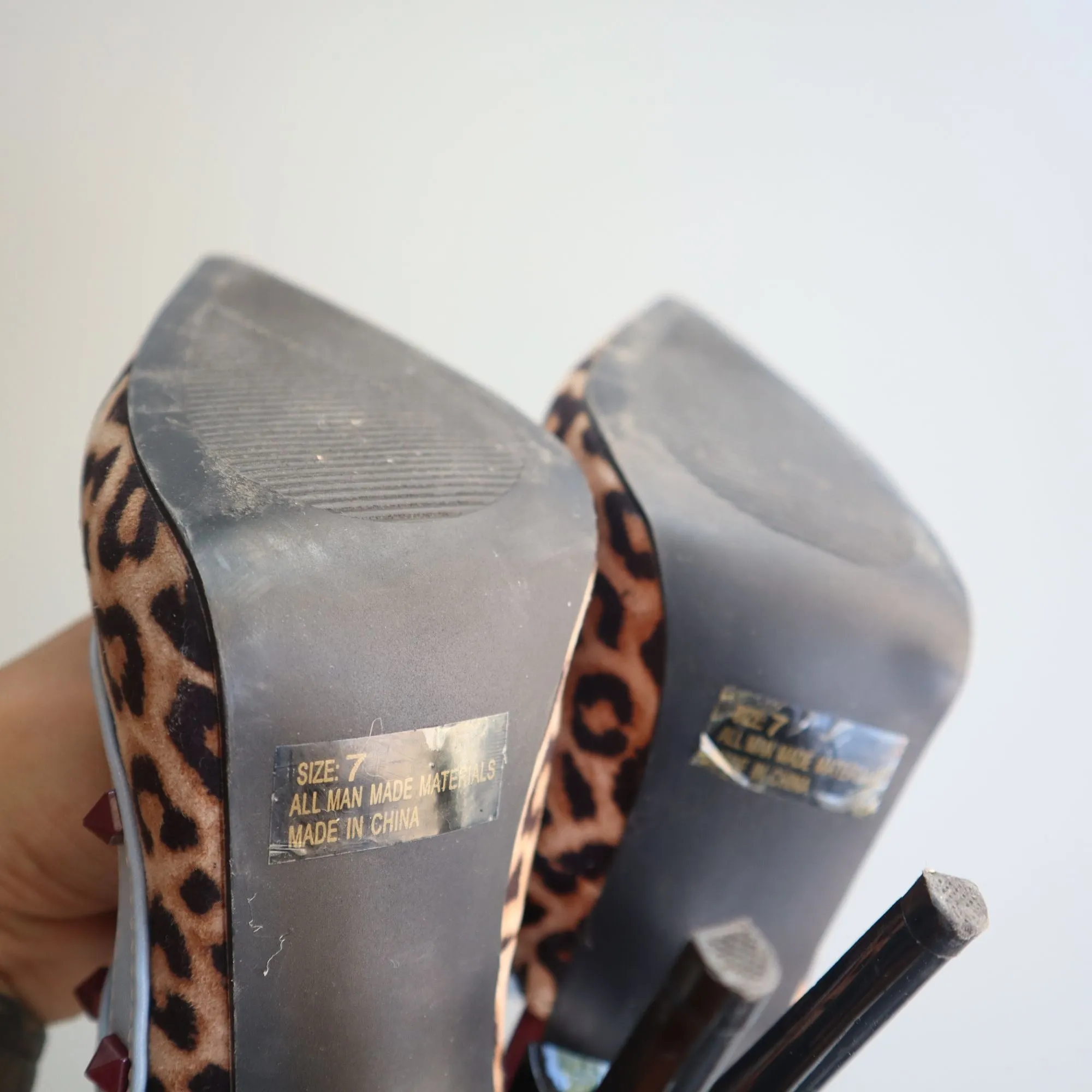 Leopard Print Studded Stiletto Pointed Toe Heels By Qupid Women's Size 7