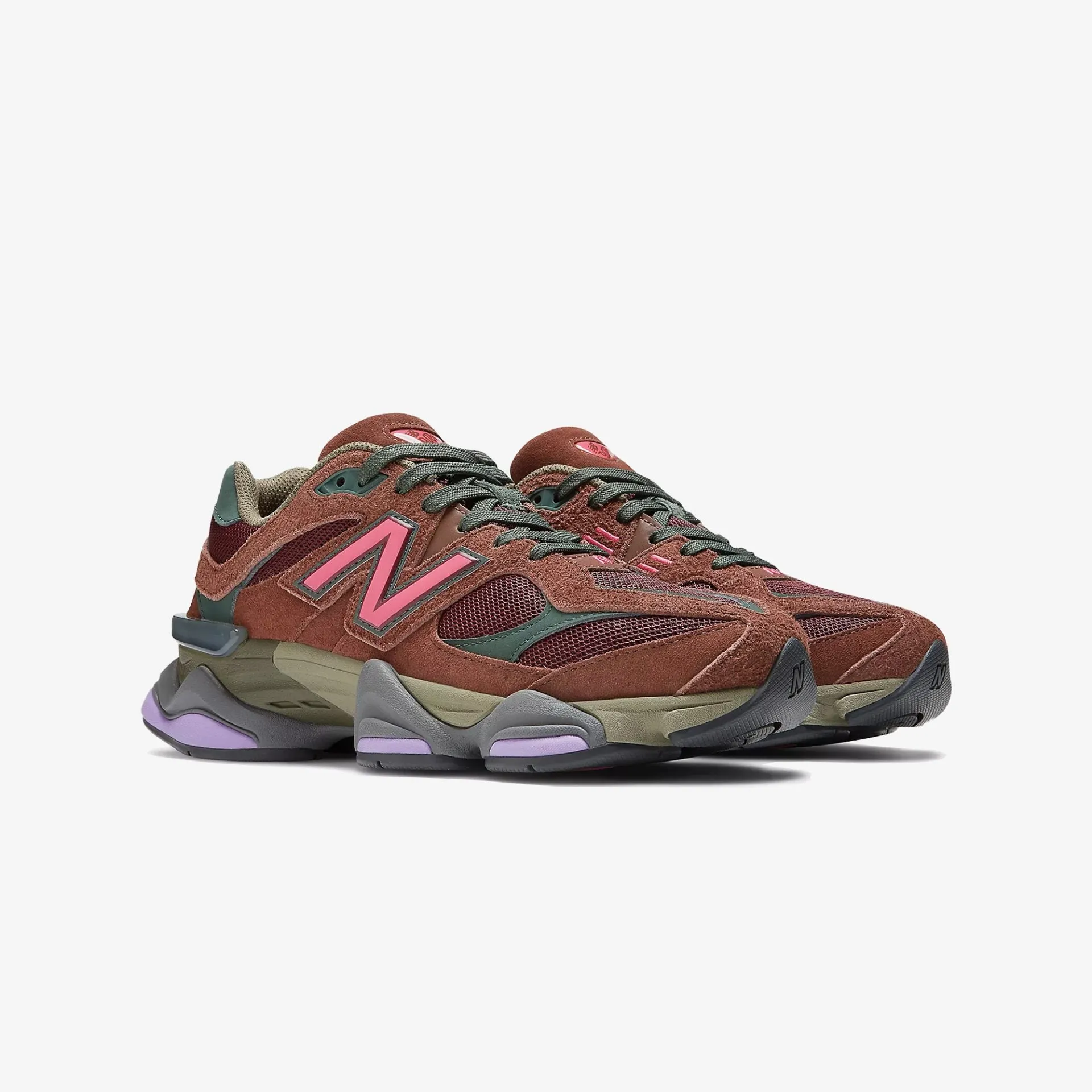 New Balance | 9060  { RICH OAK
