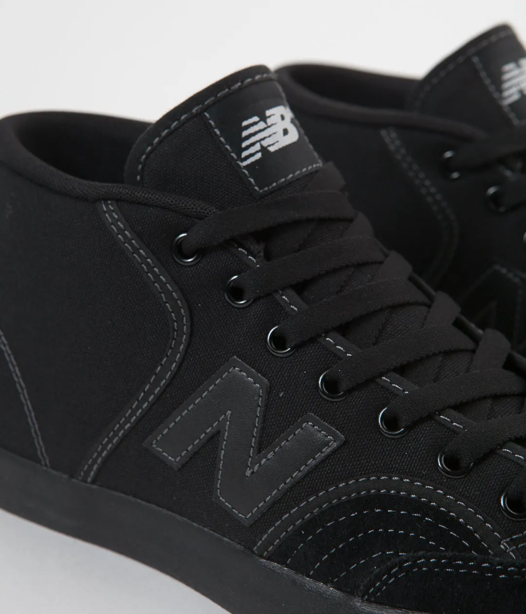 New Balance Numeric 213 Shoes - Black / Black