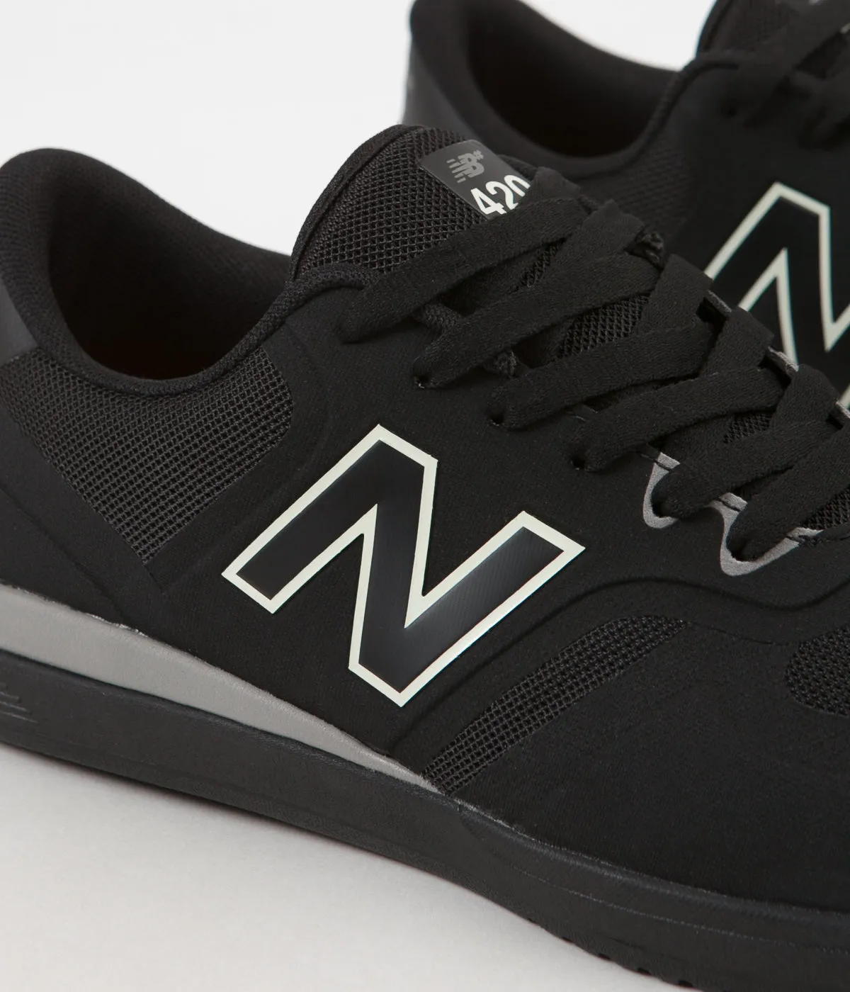 New Balance Numeric 420 Shoes - Black / Black