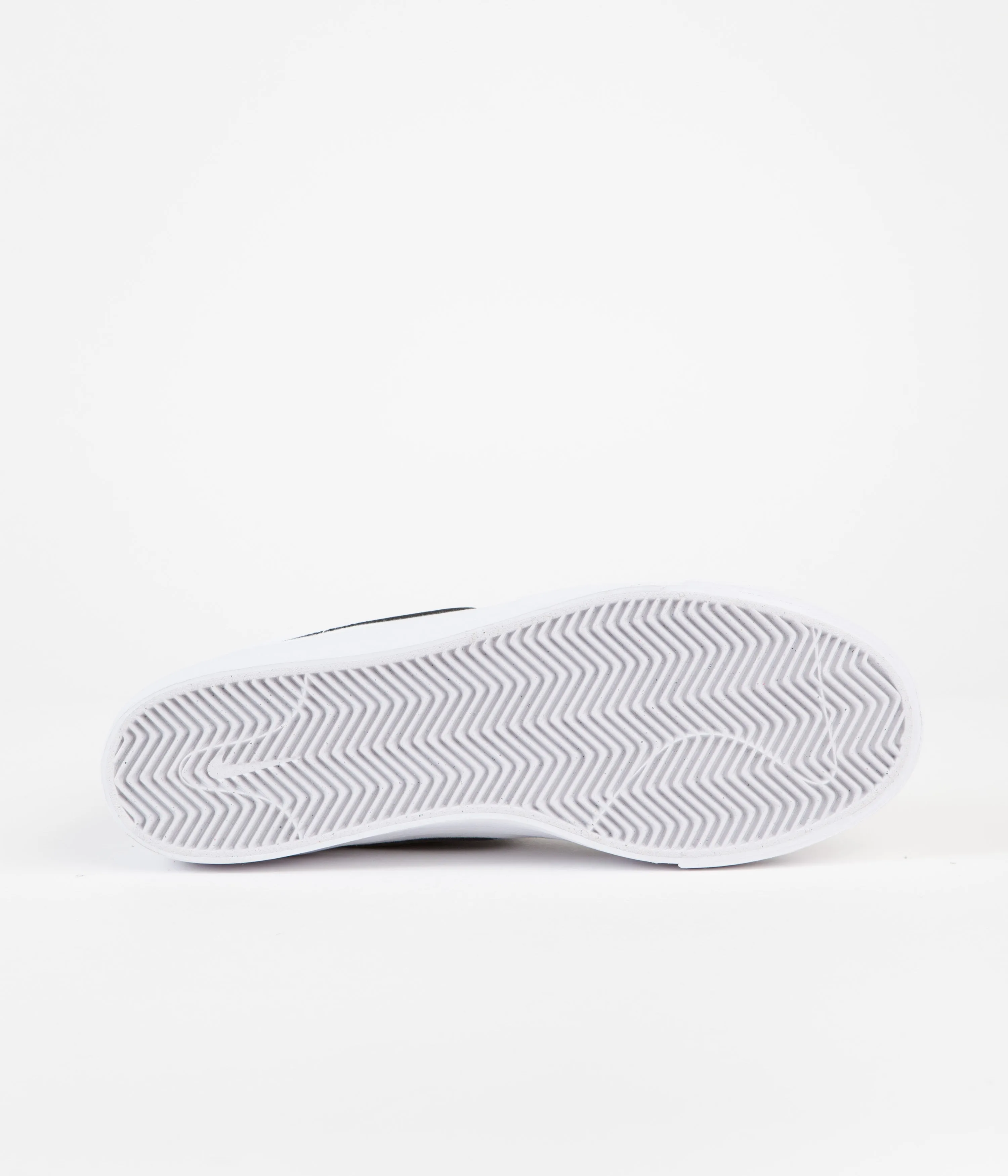 Nike SB Blazer Court Mid Shoes - White / Black - White