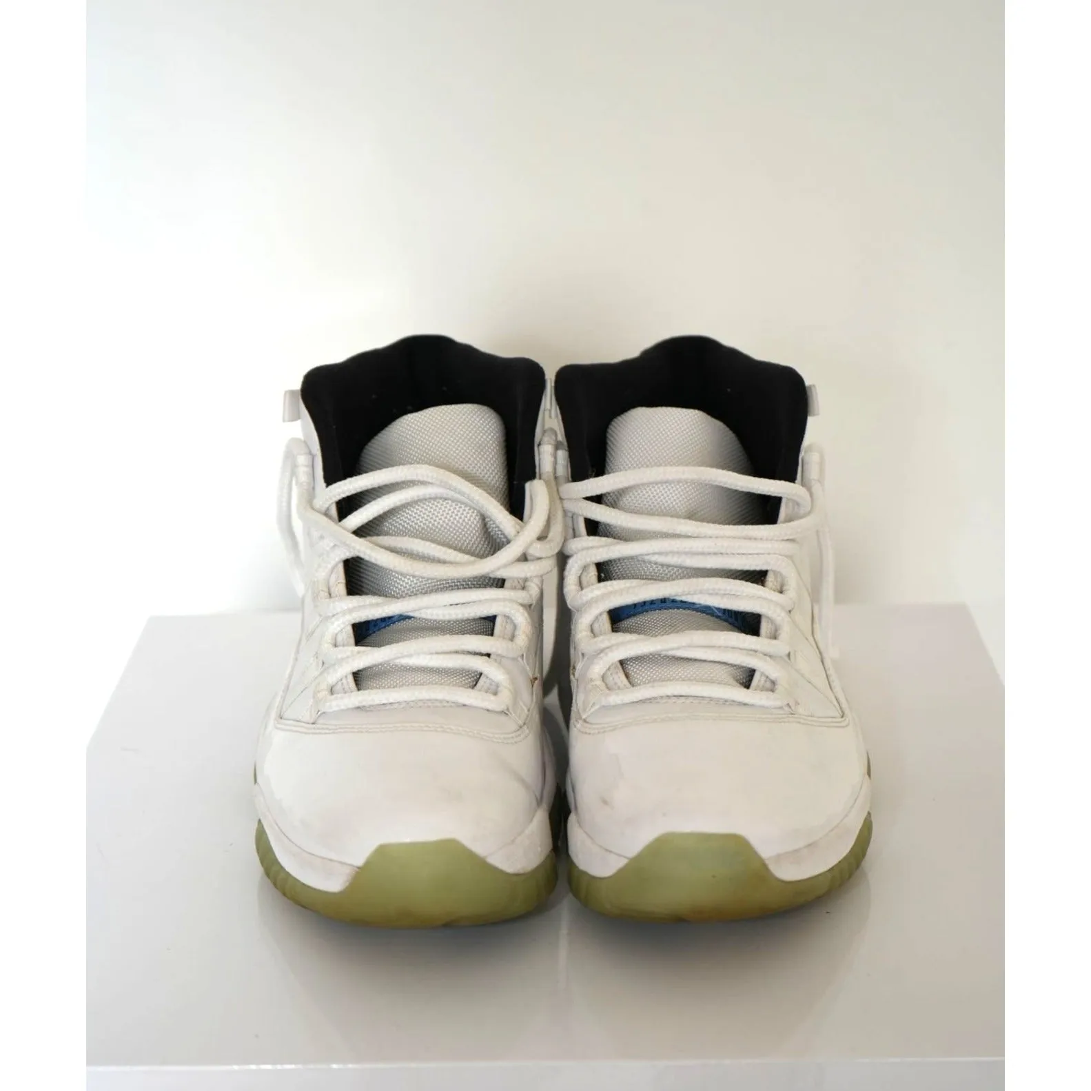 "Retail" Jordan 11 Retro Legend Blue (2014) Sneakers 378037-117 Size 10.5 Men's