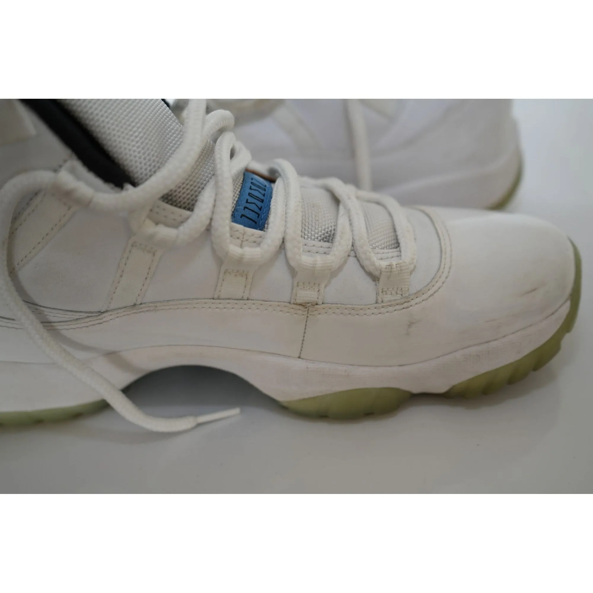 "Retail" Jordan 11 Retro Legend Blue (2014) Sneakers 378037-117 Size 10.5 Men's