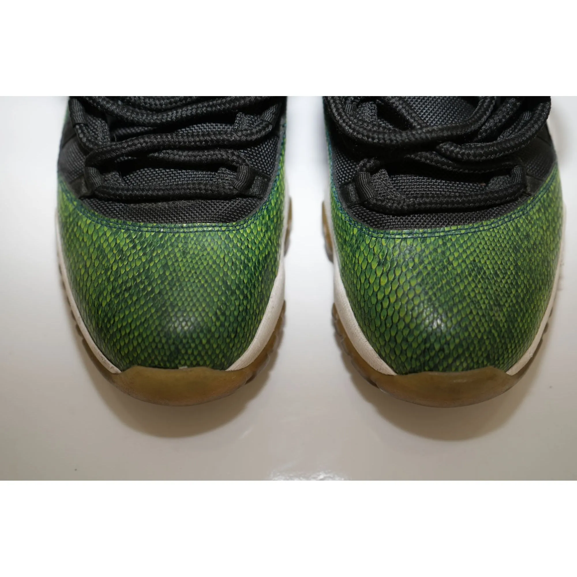 "Retail" Jordan 11 Retro Low Green Snakeskin Sneakers 528895-033 Size 10.5 Men's