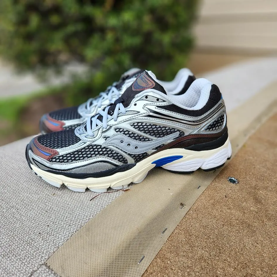 Saucony Progrid Omni 9 Disrupt