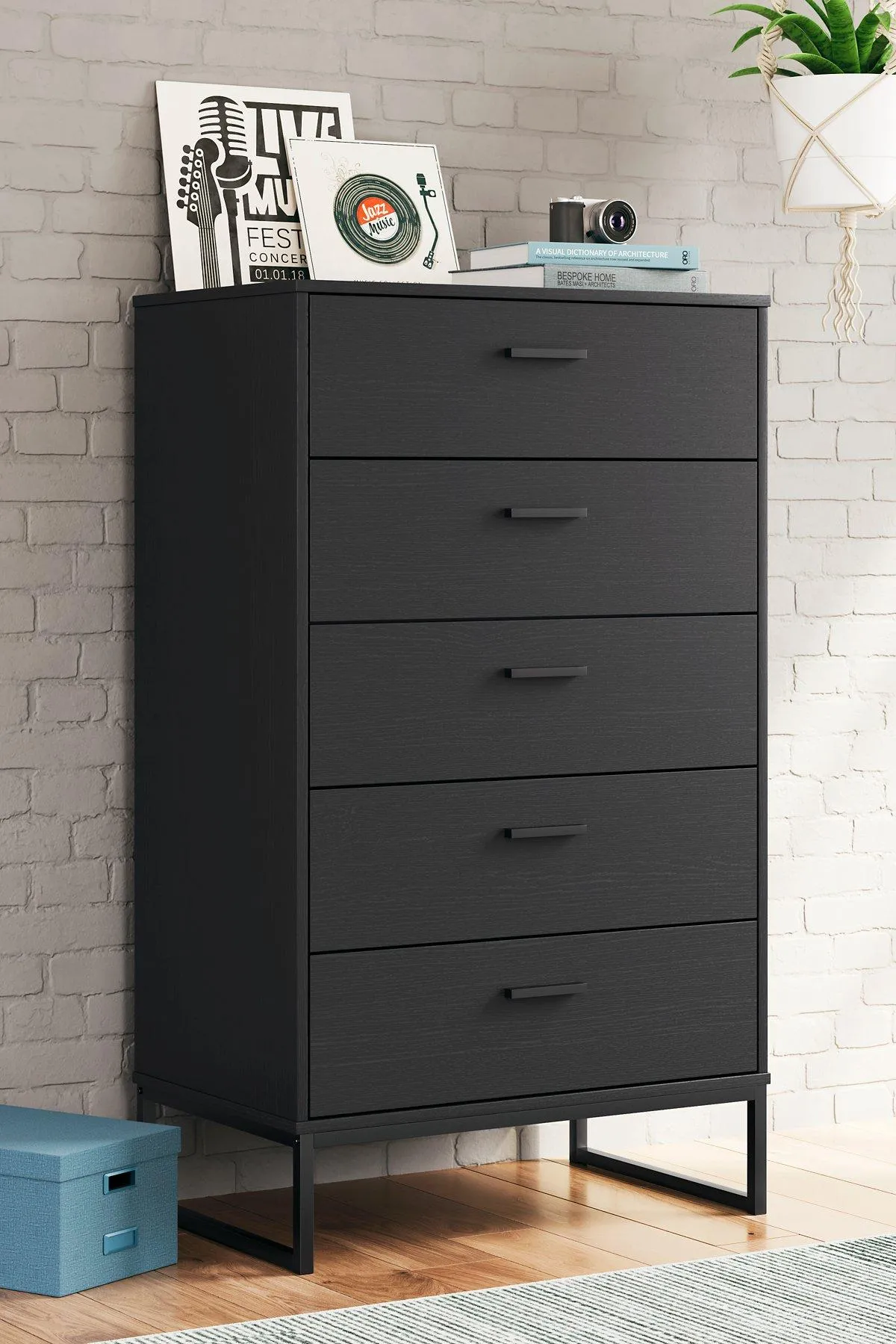 Socalle Chest of Drawers