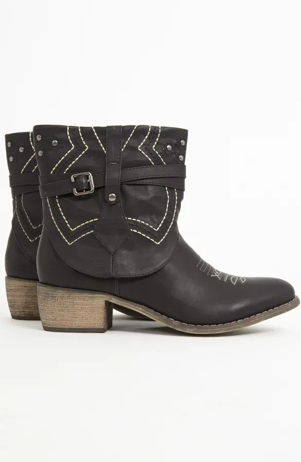 Stylish Boots Black